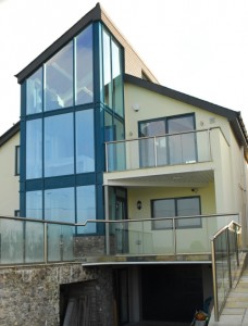 glass balustrades 
