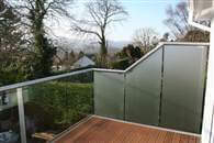 Glass Balustrades and Privacy Screens. Combining the two into a perfect solution. 