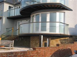 curved balcony glass kent