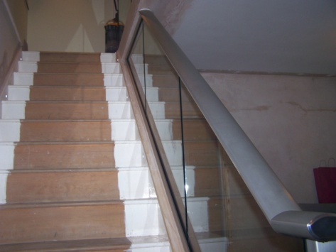 glass stair handrails-16113.8