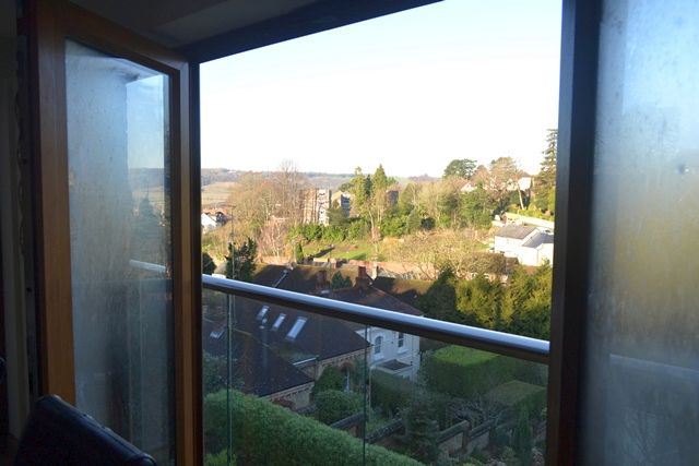 glass balustrade in dorking surrey