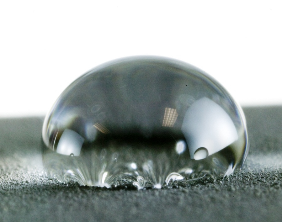 contact of water droplet with hydrophobic glass